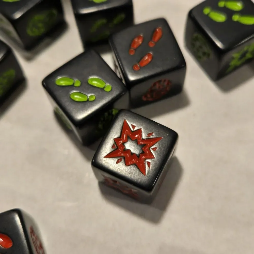 Zombie Dice Game by Steve Jackson Games - Complete (13 Dice, Cup, Rulebook)